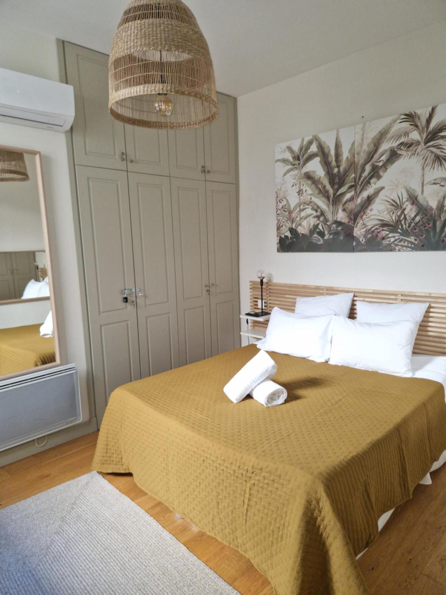 Atipyc Nimes Apartment ภายนอก รูปภาพ