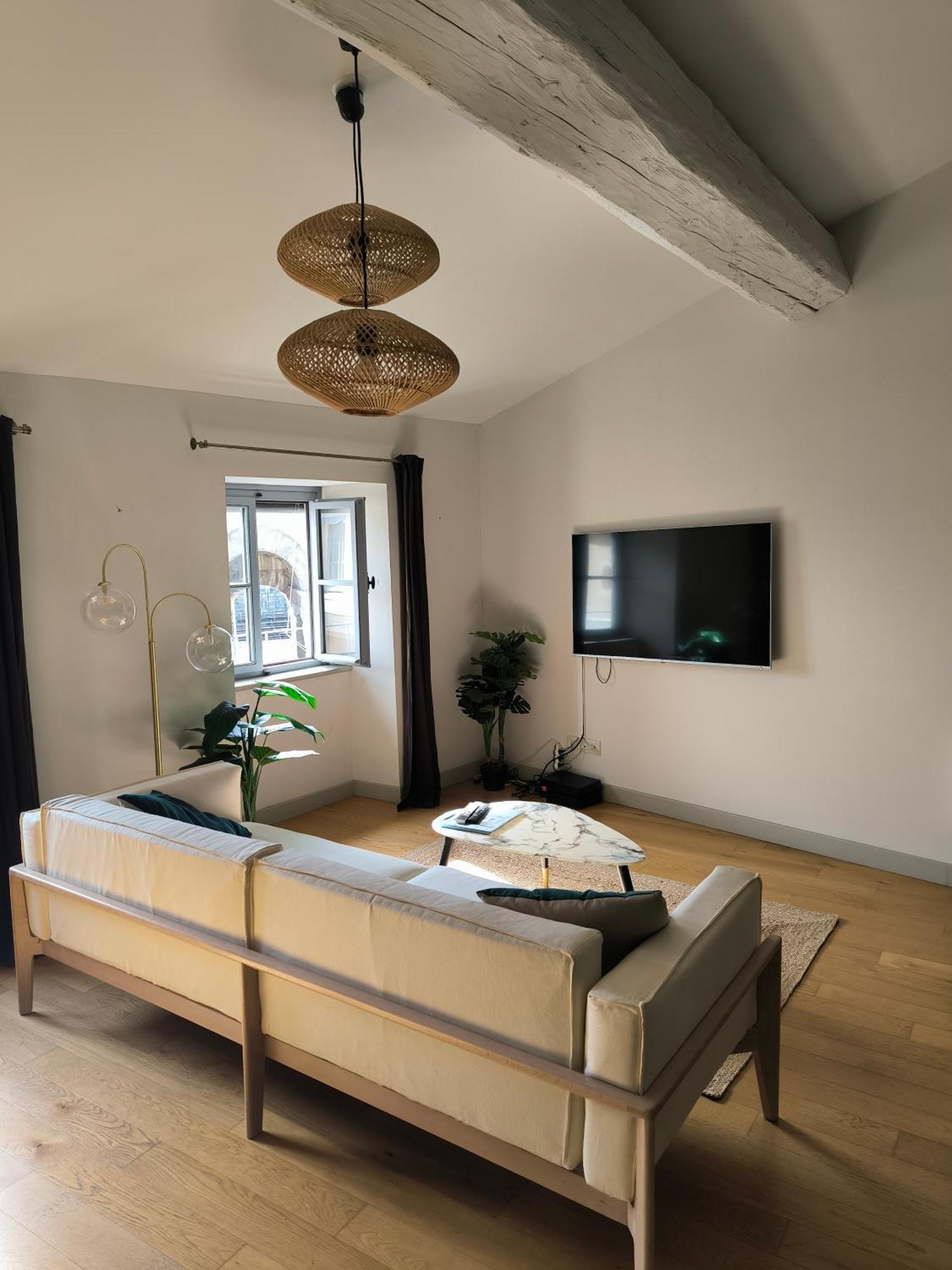 Atipyc Nimes Apartment ภายนอก รูปภาพ